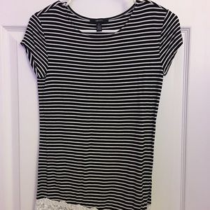 striped black & white top